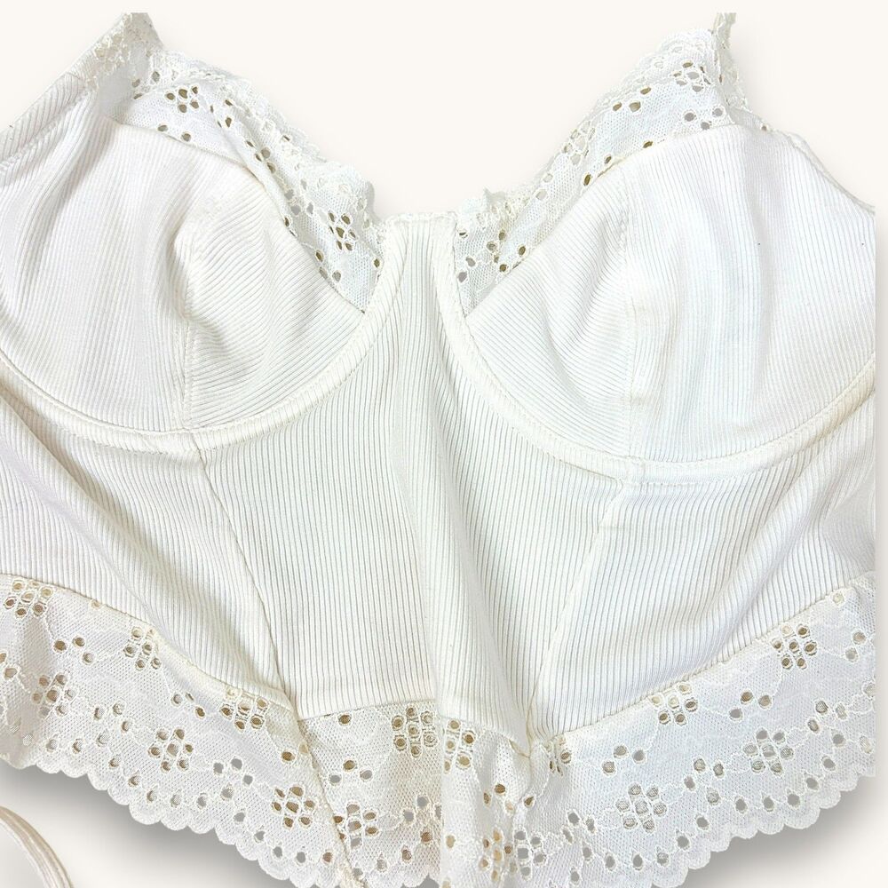 Colsie White Lace Trim Bralette with Underwire Back Tie Sm